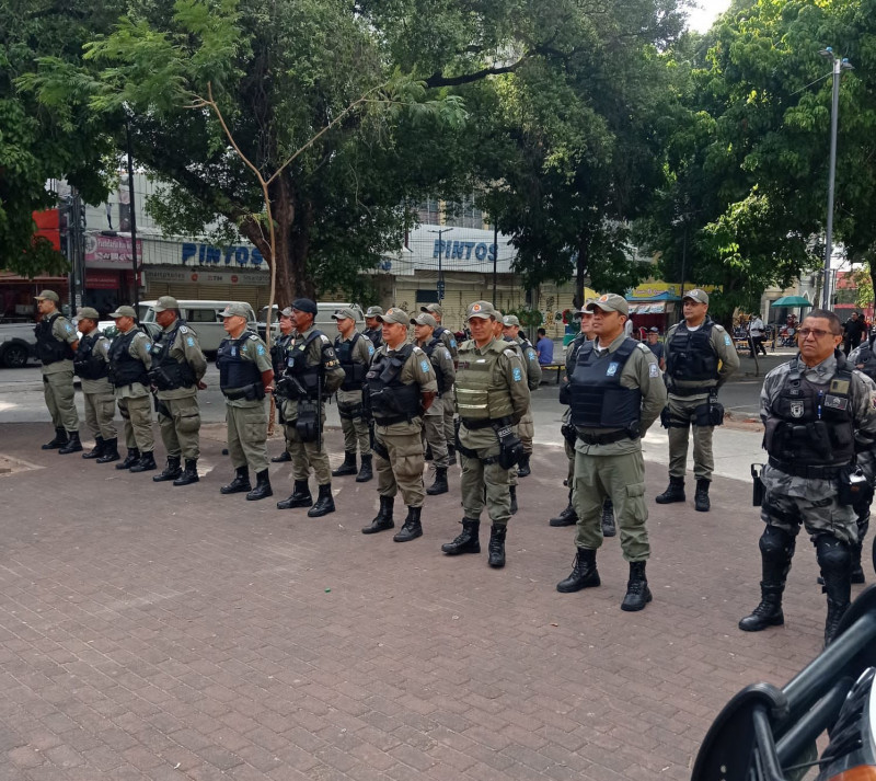 Polícia Militar, policiamento, Centro - (Assis Fernandes/O Dia)