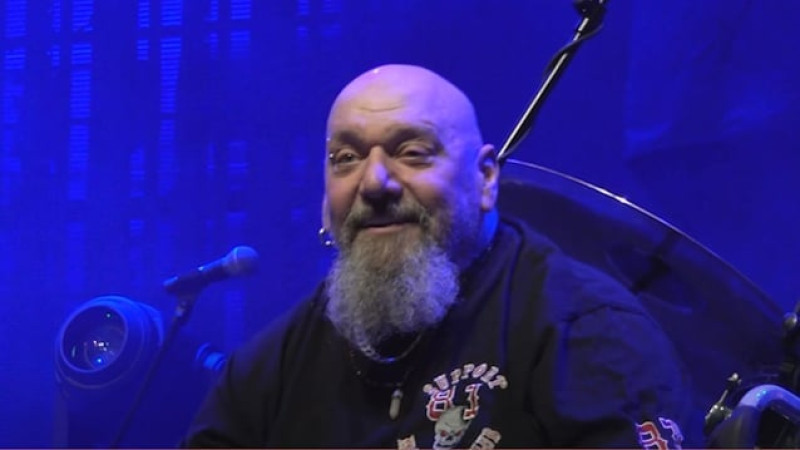 Paul Di'Anno, ex-vocalista do Iron Maiden, morre aos 66 anos - (Reprodução)