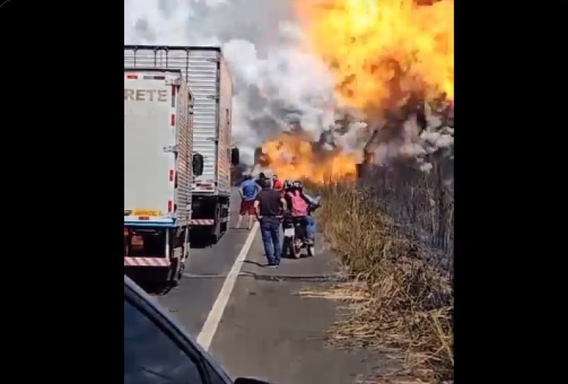 Vídeo: caminhão-tanque explode e deixa três jornalistas feridos no Pará