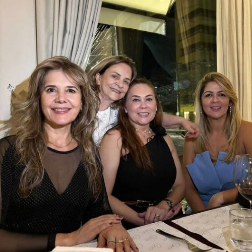 Um click das queridas Gisela Vieira , Lina Carvalho , Tânia Miranda e Ana Paula Ramalho