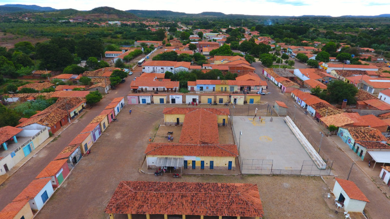 Cinco adolescentes são resgatados após se perderem em região de mata em Aroazes