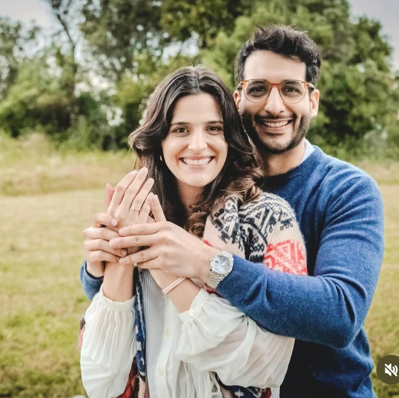 O advogado e conselheiro federal da Ordem dos Advogados do Brasil Antônio Augusto Pires Brandão e a médica Alice Brandão Costa estão noivos. Chics!!! - (Divulgação)