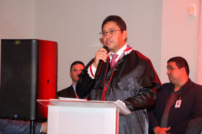 “O desafio é evoluir para servir à sociedade”, diz Cleandro Moura reconduzido a procurador-geral