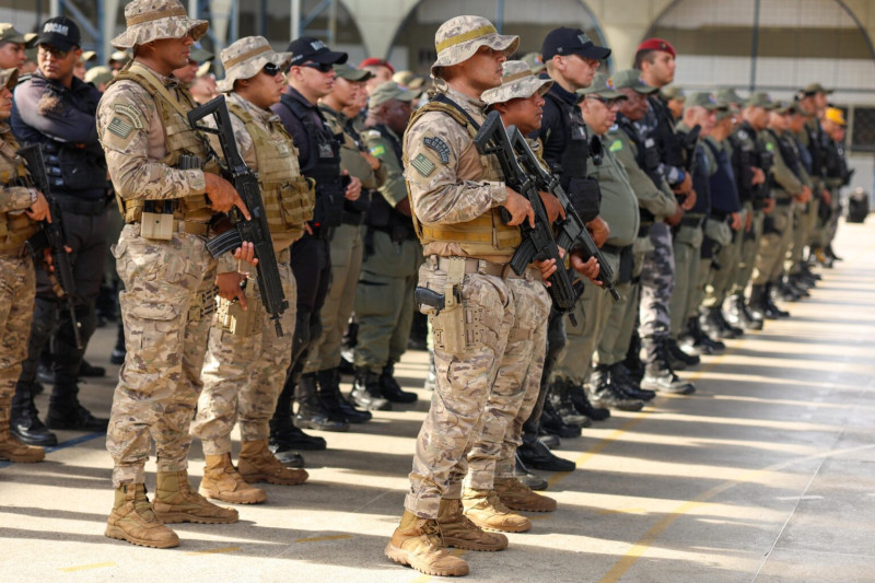 Policiais militares vão reforçar os municípios no carnaval. - (Divulgação CCOM)