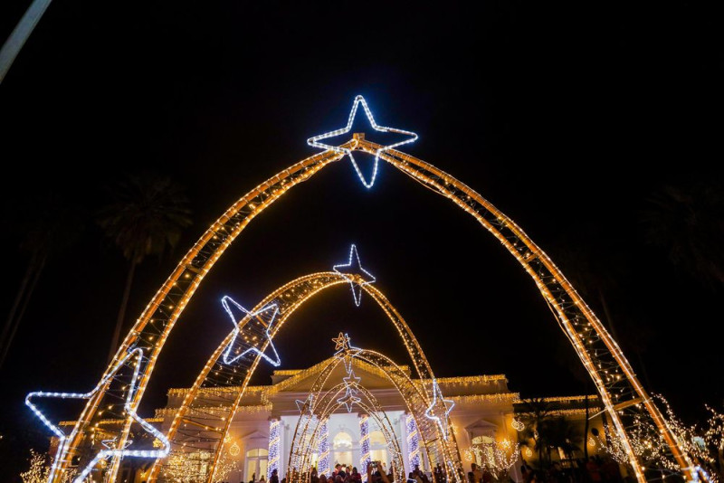 Decoração de Natal é inaugurada no Palácio de Karnak; confira outros locais - (Reprodução)