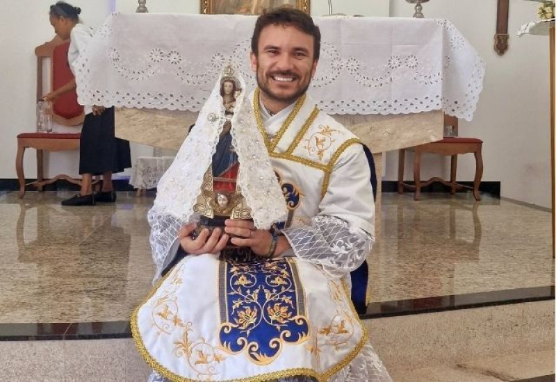 Padre Fabrício Rodrigues morre em acidente aos 29 anos