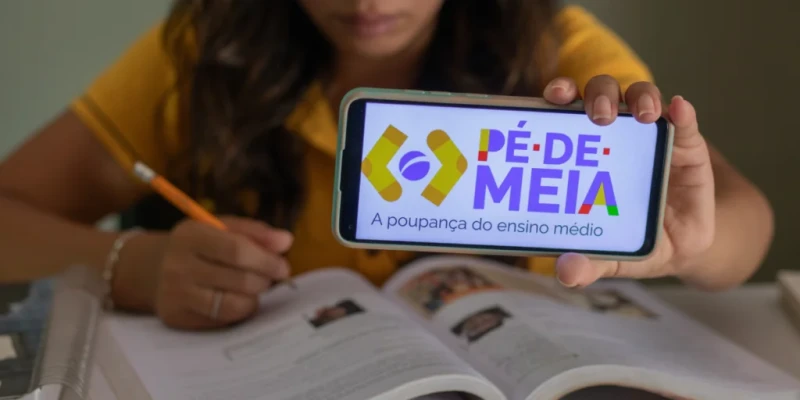 Pé-de-Meia: pagamento a estudantes do ensino médio começa hoje (28) - (Reprodução/Redes Sociais)