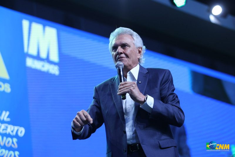 PSD oficializa Ronaldo Caiado como candidato à Presidência da República