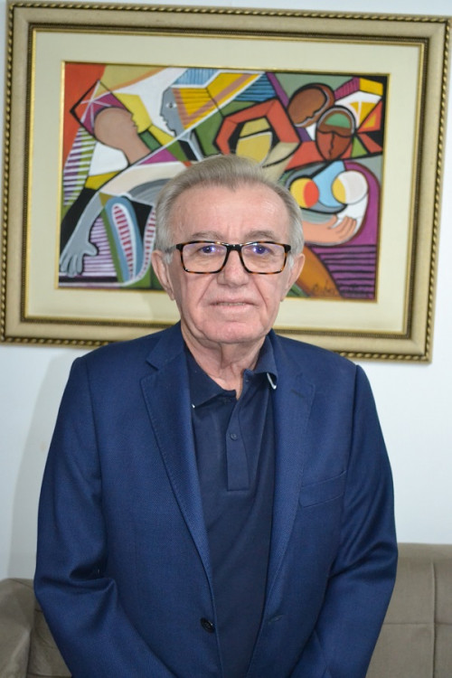 Professor José Airton, diretor geral da Faculdade Cesvale - (Mauro Veras)