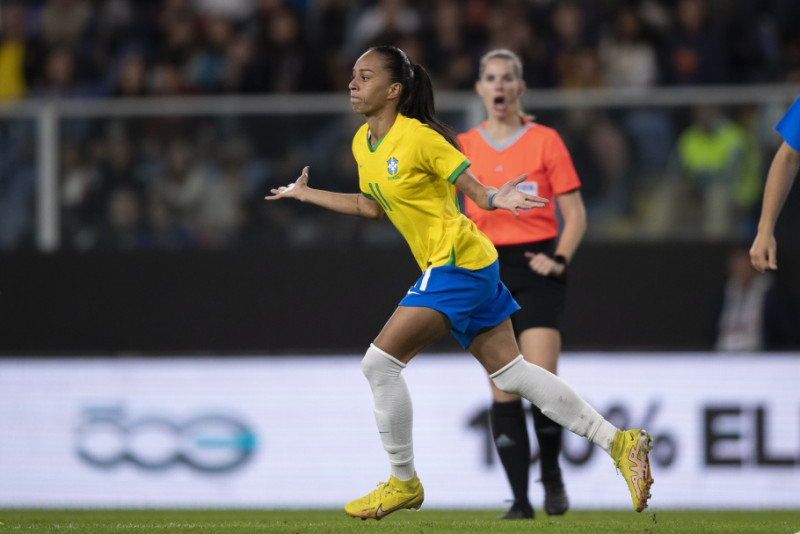 Piauiense Adriana é convocada para três amistosos da Seleção Brasileira