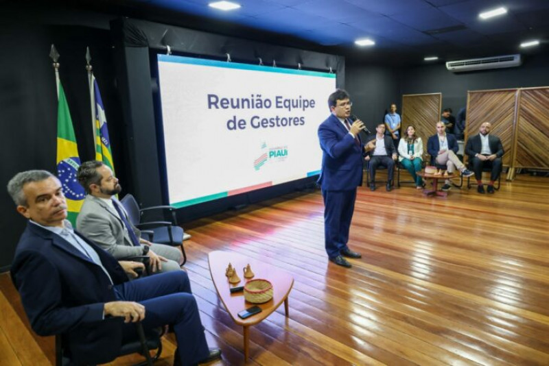 Rafael Fonteles vai monitorar desempenho de secretários pelo celular