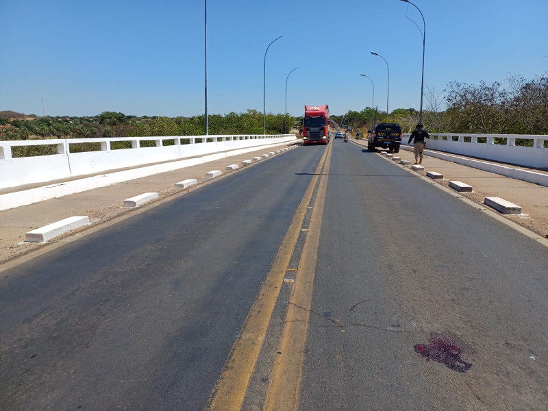 Idoso morre após colidir moto com meio-fio na BR-230, entre Piauí e Maranhão