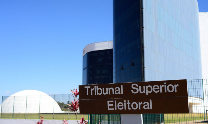 Fachada da sede do Tribunal Superior eleitoral em Brasília - (Marcelo Casal JR/ Agência Brasil)