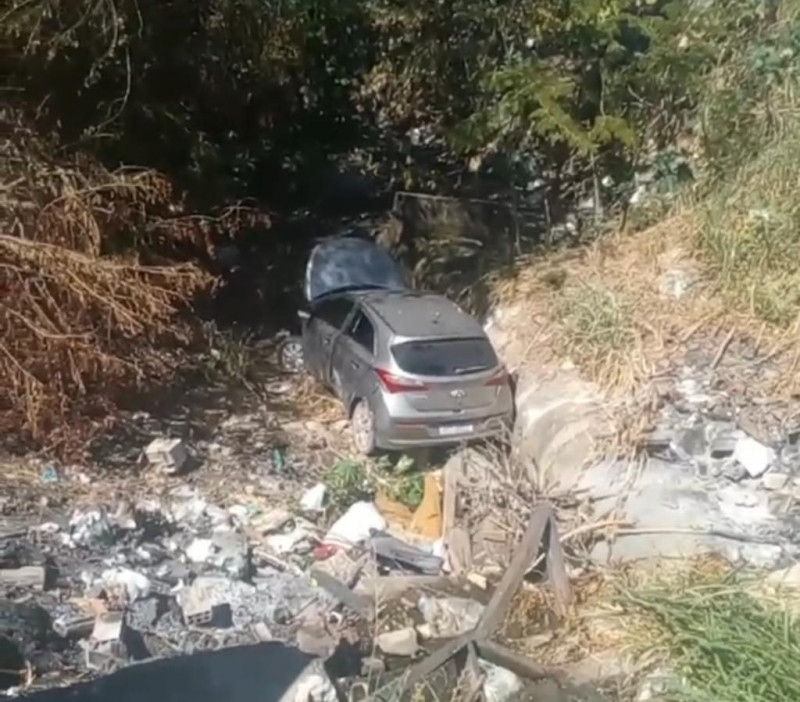 VÍDEO: homem dorme ao volante e cai dentro de grotão na zona Sudeste de Teresina