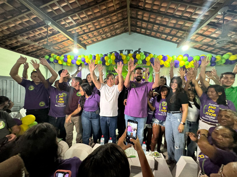 Evaldo Gomes participa do lançamento de Dr. Marcos Vinícius como pré-candidato a prefeito de Novo Oriente