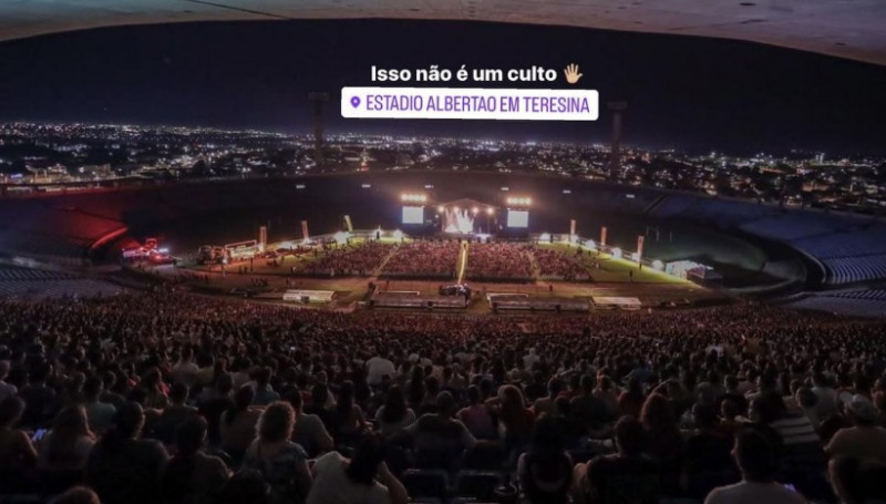 Show do humorista piauiense marcou o retorno dos eventos de entretenimento ao estádio. - (Reprodução / Redes Sociais)