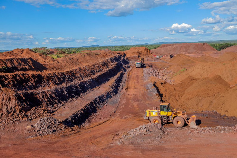 Empresa asiática estuda exportação de minério de ferro pelo Porto de Luís Correia