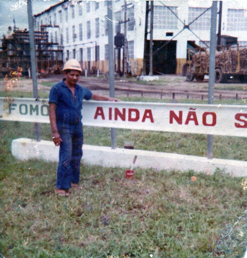 Trabalhador na Usina Santana - (Cristiane Bezerra )