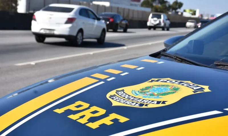 Três agentes da PRF morrem após viatura capotar em perseguição policial