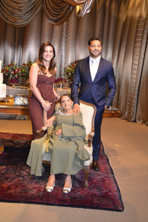 Festa dos 100 anos de dona Maria Borges - (Mauro Veras)