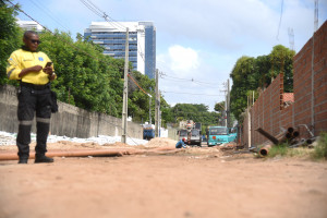 Galeria da zona Leste: Prefeitura quer conclusão até o Carnaval