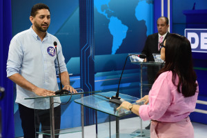 Debate com os candidatos à prefeitura de Timon