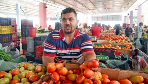 Frutas e verduras estão mais caras devido ao período chuvoso