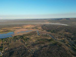 Poluição com fumaça de pó de calcário em Curimatá