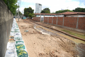 Galeria da zona Leste: Prefeitura quer conclusão até o Carnaval