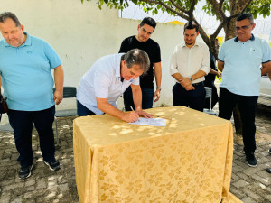 União inicia nova etapa de pavimentação com investimentos de R$ 937 mil em asfalto