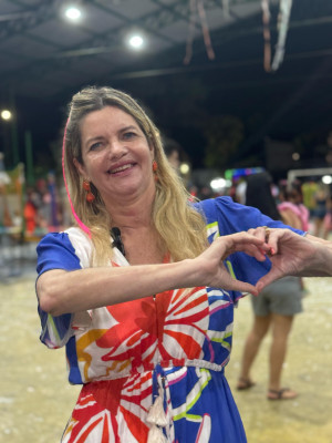 Vanessa da Mata empolga público no 3ºdia de Carnaval no Litoral