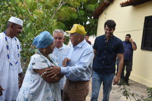 Pref. Dr. Pessoa visita asfaltamento no Bairro Pirajá