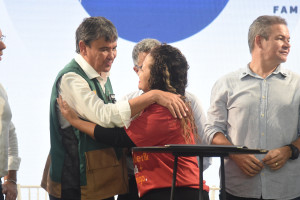 Timon: Wellington Dias e Rafael Brito lançam programas de crédito para pequenos negócios; veja como participar