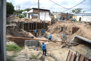 Galeria da zona Leste: Prefeitura quer conclusão até o Carnaval