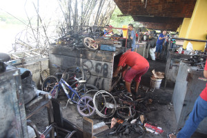 Incêndio no Troca-troca em Teresina