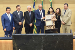 Proposição de Henrique Pires homenageia desembargadores federais com cidadania piauiense