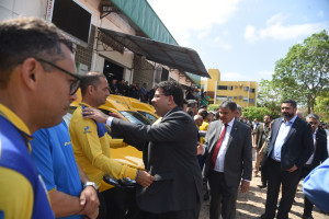 Governo do Piauí lança parceria com os Correios para distribuição de medicamentos em casa