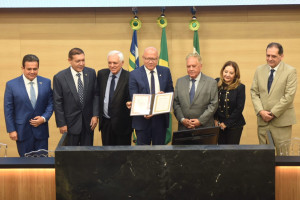 Proposição de Henrique Pires homenageia desembargadores federais com cidadania piauiense