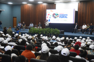 Mais de 100 mil piauienses deixaram a extrema pobreza com apoio do Fomento Rural; saiba como acessar